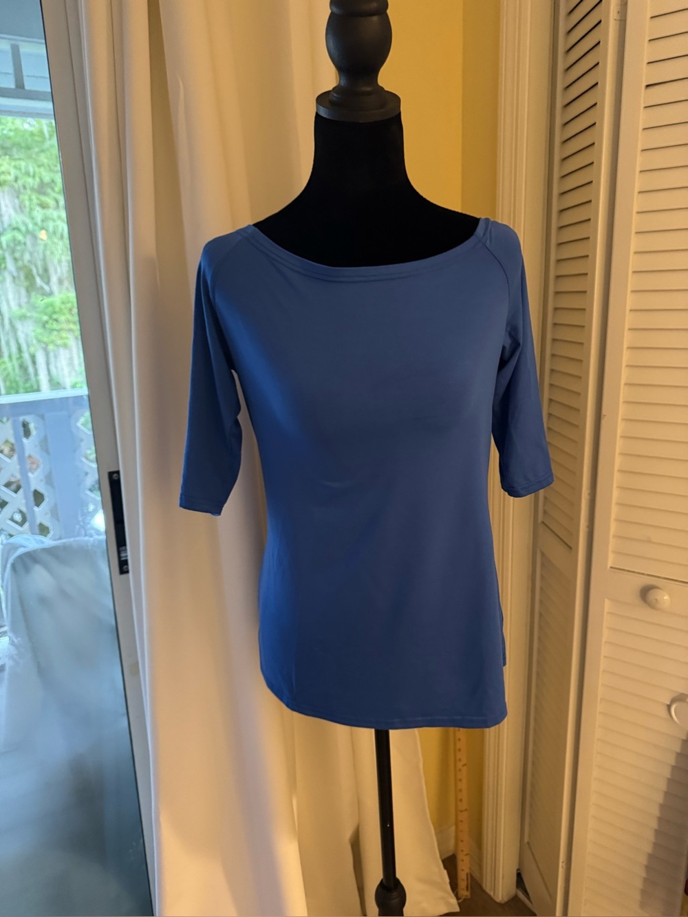 Women’s Boat Neck Elbow-Sleeve Top in Blue